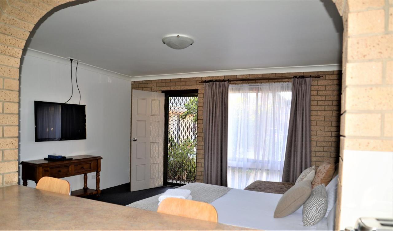 Albury Allawa Motor Inn Bagian luar foto